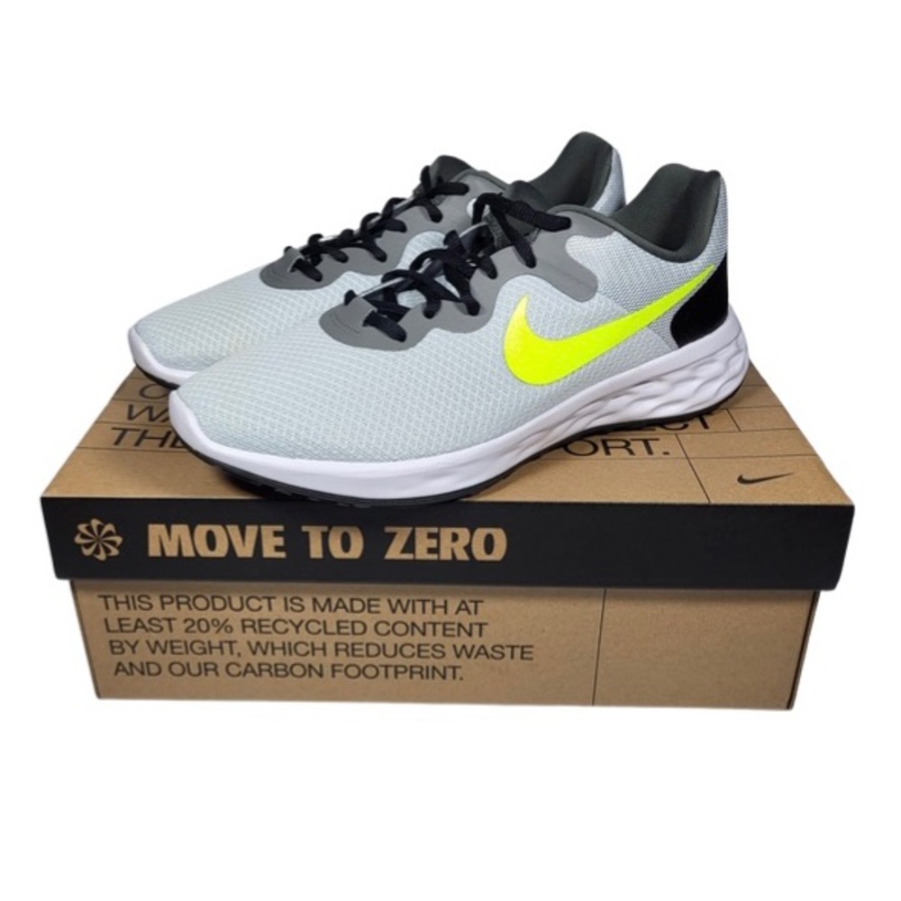 NIB Nike Mens Revolution 6 Next Nature in Pure Platinum Volt